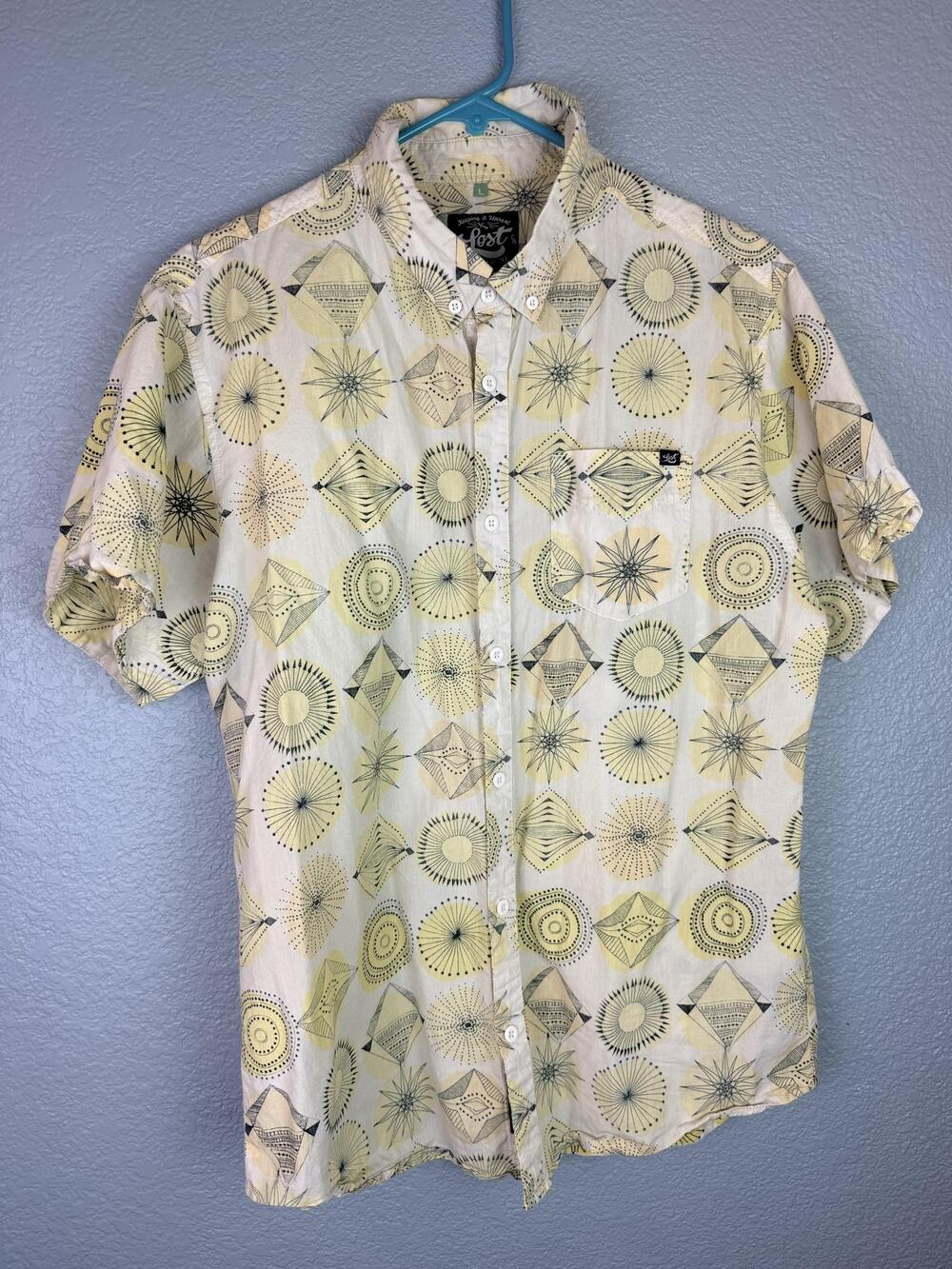 Lost Shirt Mens Large Yellow Geometric Print Short Sleeve Cotton Button Up